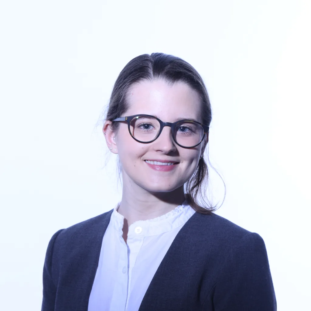 Grace Emmence headshot