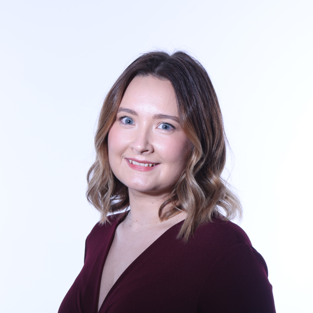 Laura Eyles headshot