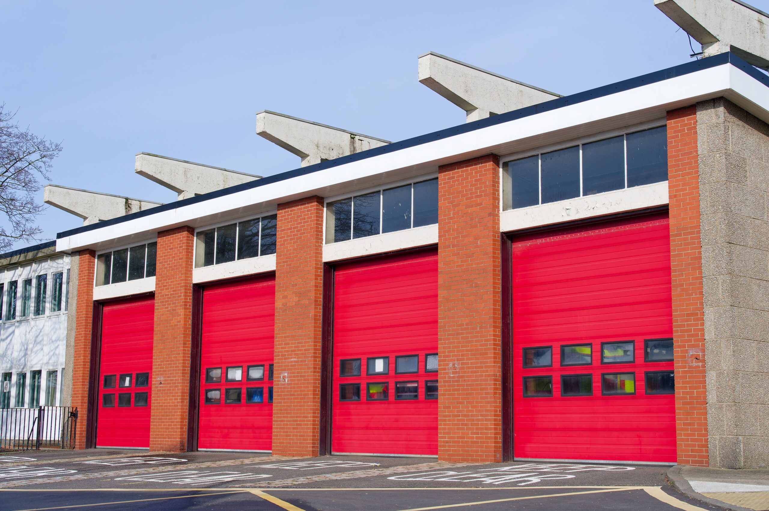 fire engine four red gates