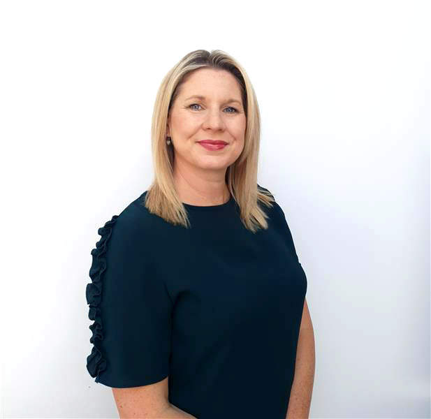 Jennie Blake headshot